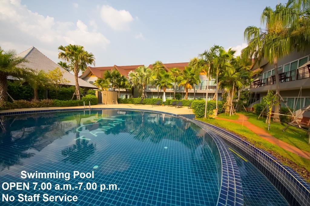 Taman Resort Phitsanulok Exteriör bild
