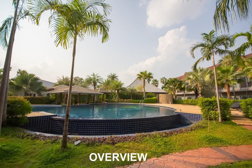 Taman Resort Phitsanulok Exteriör bild