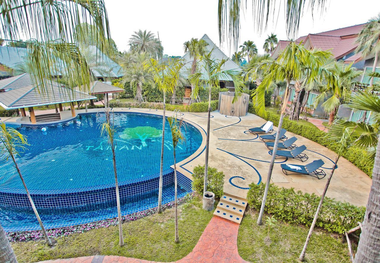 Taman Resort Phitsanulok Exteriör bild