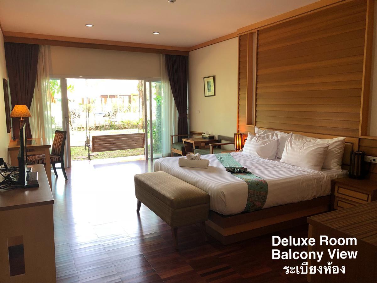 Taman Resort Phitsanulok Exteriör bild